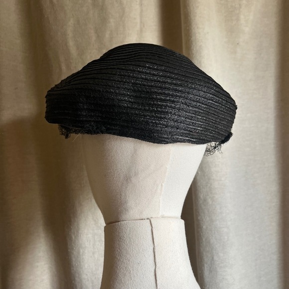 Vintage Black Floral Veil Cocktail Hat‎ Fascinator S/M 1950s 60s